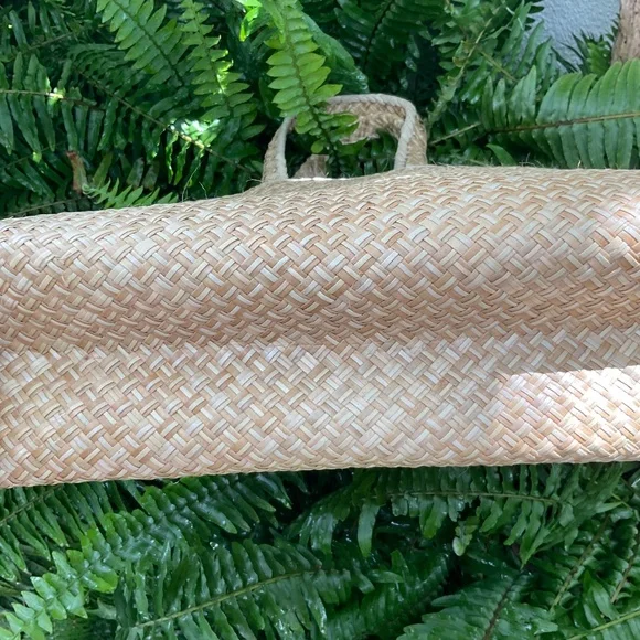Lauhala Woven Large Hawaiian Bag - Picture 7 of 7